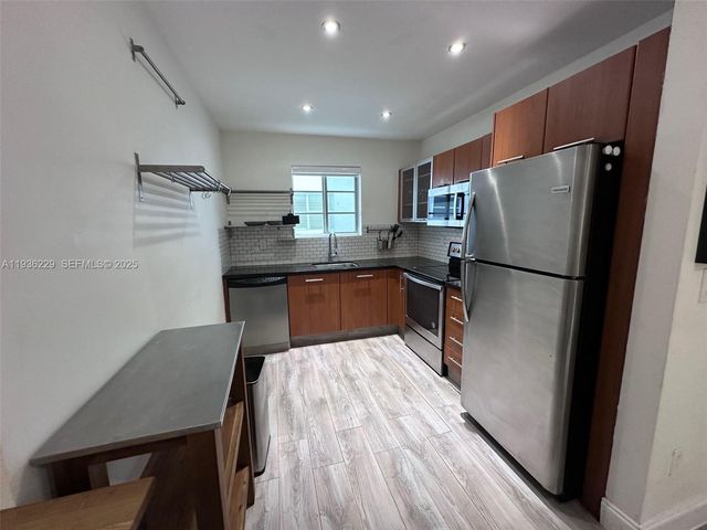 1341 15th St 106, Miami Beach, FL 33139