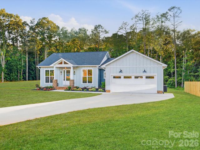 1133 White Jenkins Road, Bessemer City, NC 28016