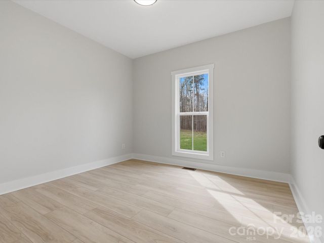 1133 White Jenkins Road, Bessemer City, NC 28016