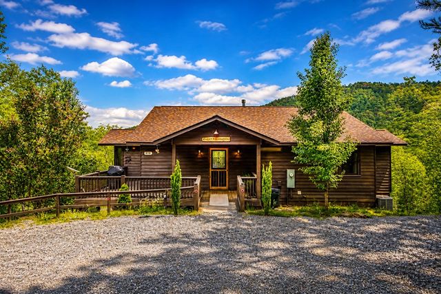 445 Tranquil Cove Road, Murphy, NC 28906