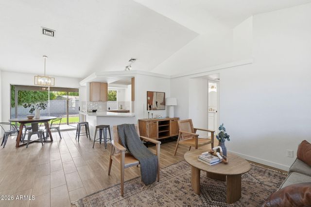868 N JESSE Street, Chandler, AZ 85225