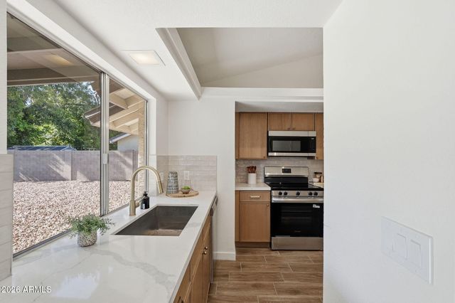 868 N JESSE Street, Chandler, AZ 85225