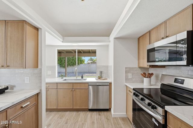868 N JESSE Street, Chandler, AZ 85225