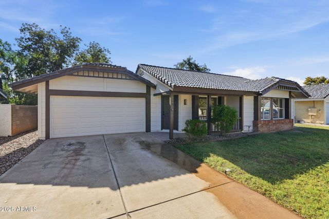 868 N JESSE Street, Chandler, AZ 85225