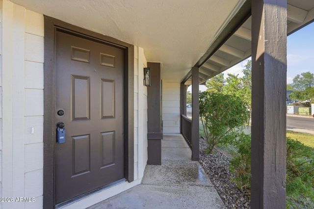 868 N JESSE Street, Chandler, AZ 85225