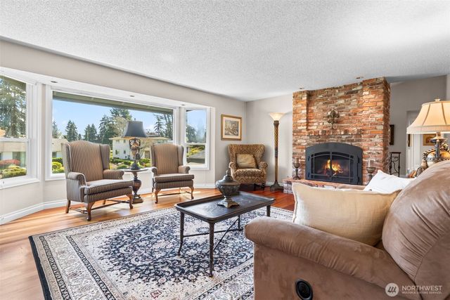 7901 Sapphire Drive SW, Lakewood, WA 98498