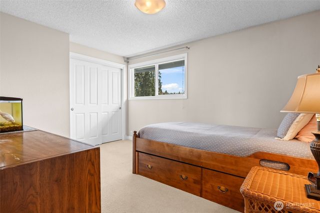 7901 Sapphire Drive SW, Lakewood, WA 98498
