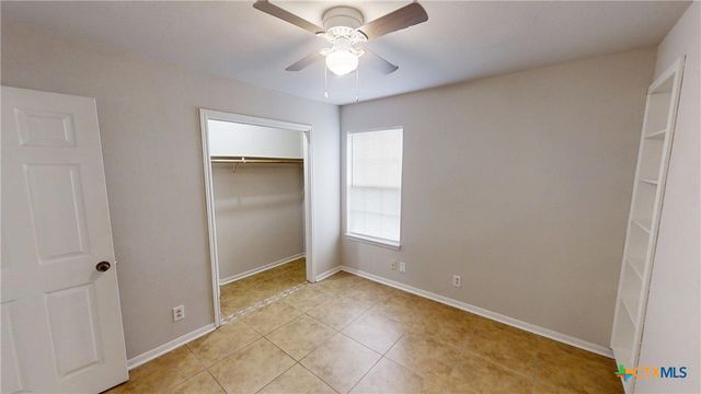 2402 Lazy Ridge Drive, Killeen, TX 76543