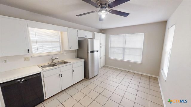 2402 Lazy Ridge Drive, Killeen, TX 76543