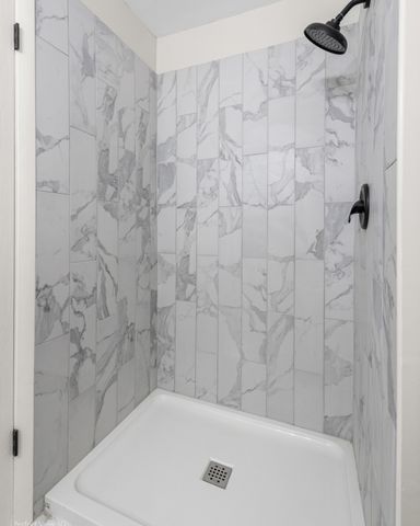 2308 N OLD HICKS Road 3, Palatine, IL 60074