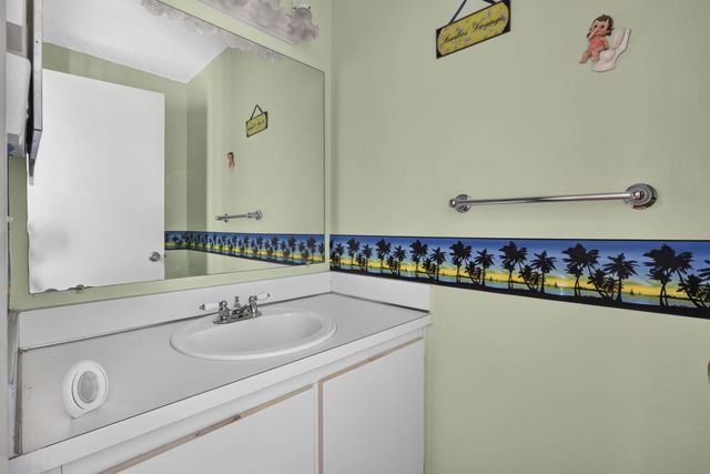 3714 Savoy Lane F, West Palm Beach, FL 33417
