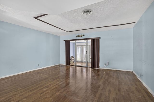 3714 Savoy Lane F, West Palm Beach, FL 33417