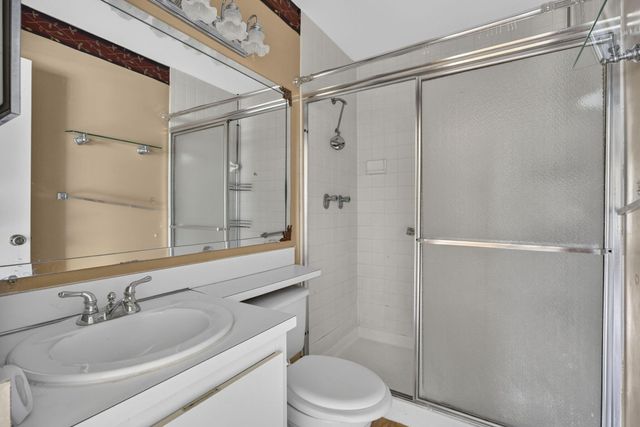 3714 Savoy Lane F, West Palm Beach, FL 33417
