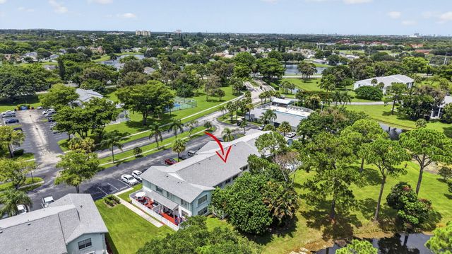 3714 Savoy Lane F, West Palm Beach, FL 33417