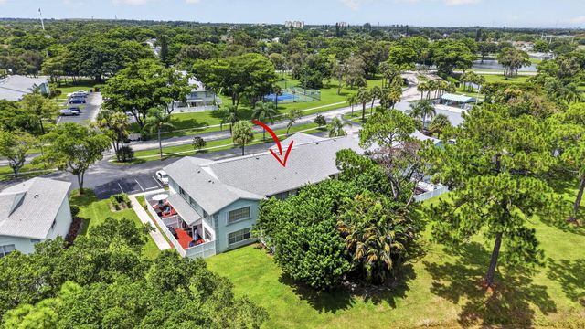 3714 Savoy Lane F, West Palm Beach, FL 33417