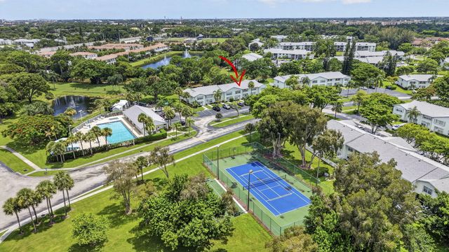 3714 Savoy Lane F, West Palm Beach, FL 33417