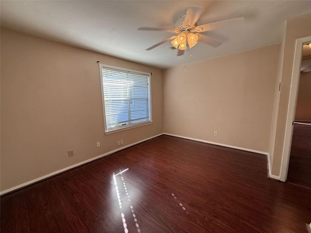 13231 Southshore Drive, Conroe, TX 77304