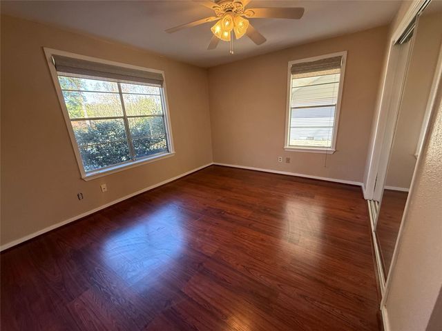 13231 Southshore Drive, Conroe, TX 77304