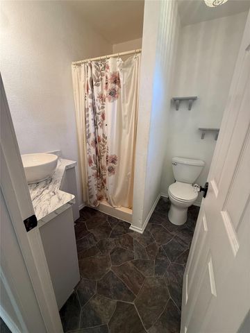 13231 Southshore Drive, Conroe, TX 77304