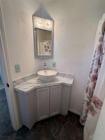 13231 Southshore Drive, Conroe, TX 77304