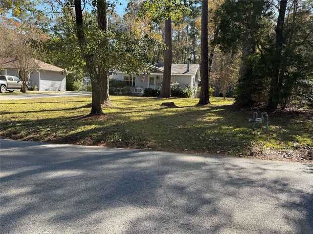 13231 Southshore Drive, Conroe, TX 77304