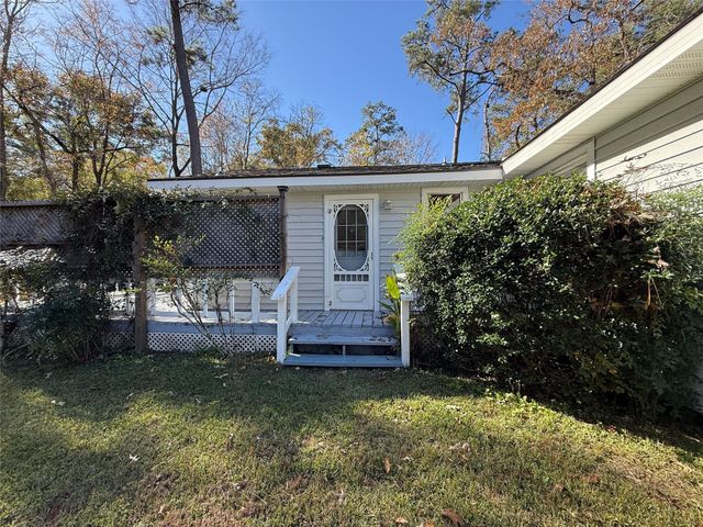 13231 Southshore Drive, Conroe, TX 77304