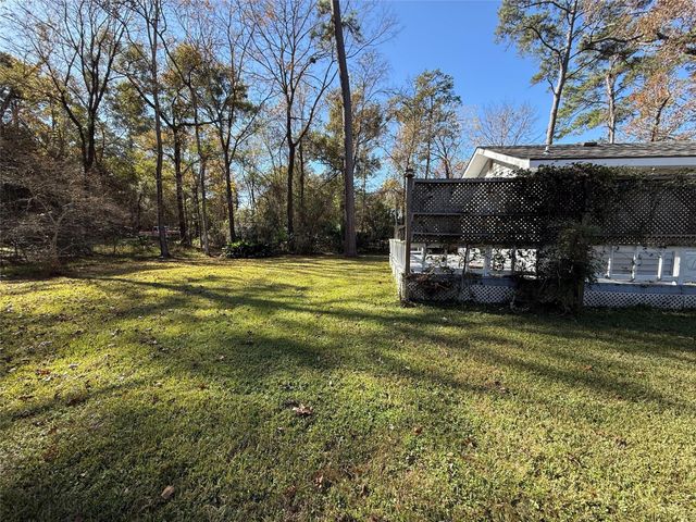 13231 Southshore Drive, Conroe, TX 77304