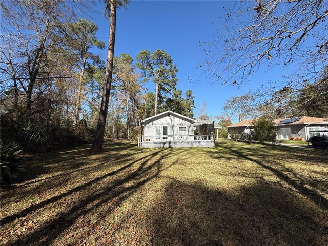 13231 Southshore Drive, Conroe, TX 77304