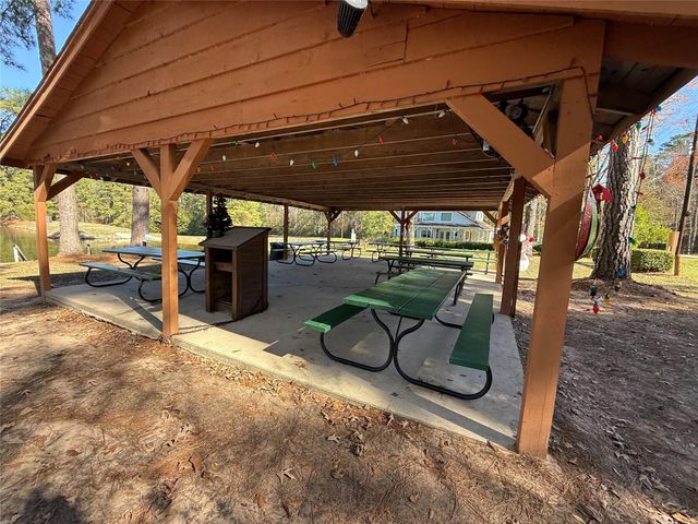 13231 Southshore Drive, Conroe, TX 77304