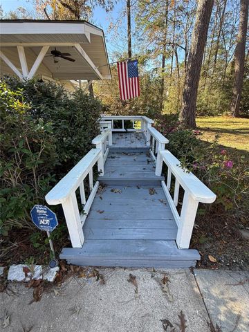 13231 Southshore Drive, Conroe, TX 77304