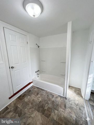 929 W DAUPHIN ST, Philadelphia, PA 19133