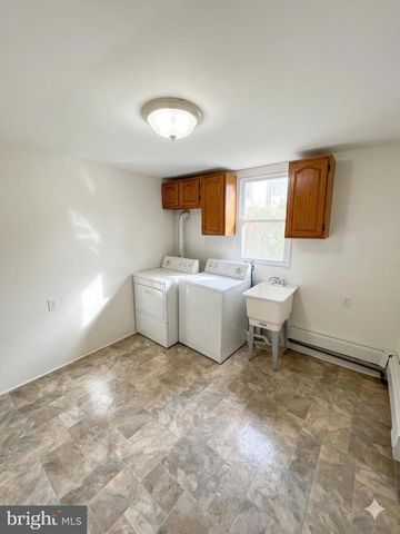 929 W DAUPHIN ST, Philadelphia, PA 19133