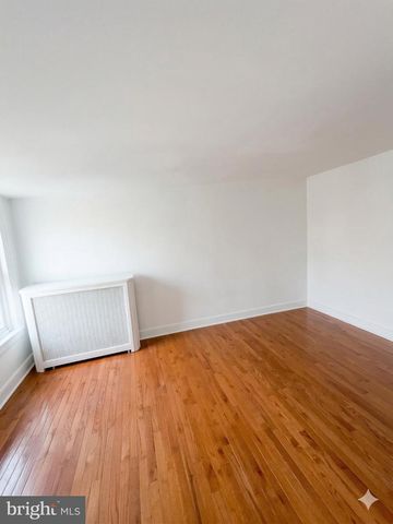 929 W DAUPHIN ST, Philadelphia, PA 19133