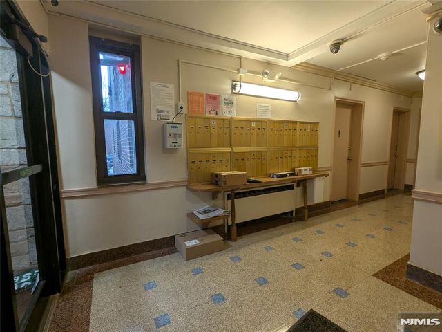 401 Park Place 1-E, Fort Lee, NJ 07024