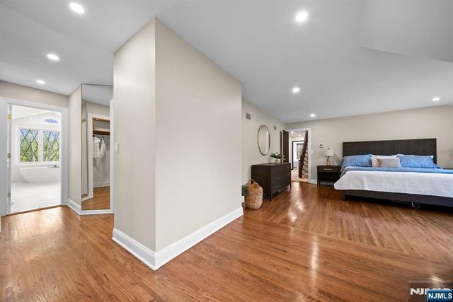 6 Jonathan Smith Road, Morris Township, NJ 07960