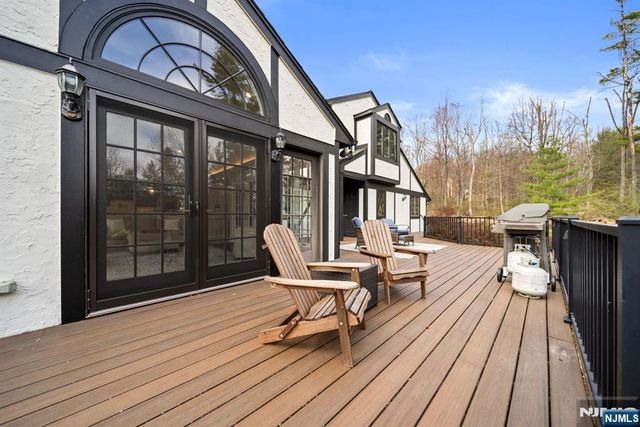 6 Jonathan Smith Road, Morris Township, NJ 07960
