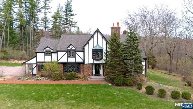 6 Jonathan Smith Road, Morris Township, NJ 07960