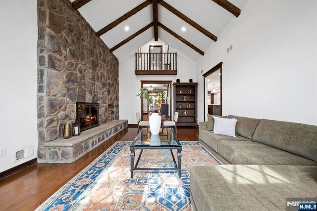 6 Jonathan Smith Road, Morris Township, NJ 07960