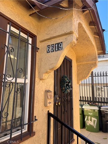 901 W 68th, Los Angeles, CA 90044