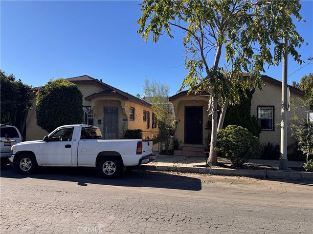 901 W 68th, Los Angeles, CA 90044