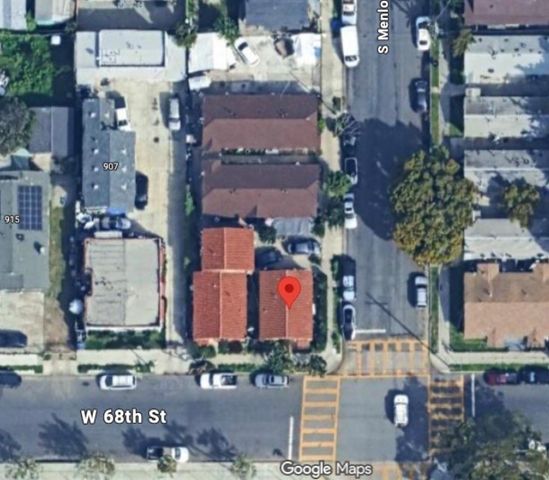 901 W 68th, Los Angeles, CA 90044
