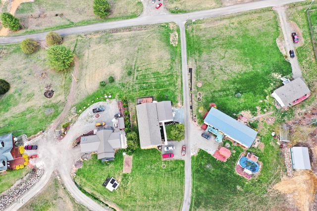 1120 Myrtle Drive, Butler, TN 37640