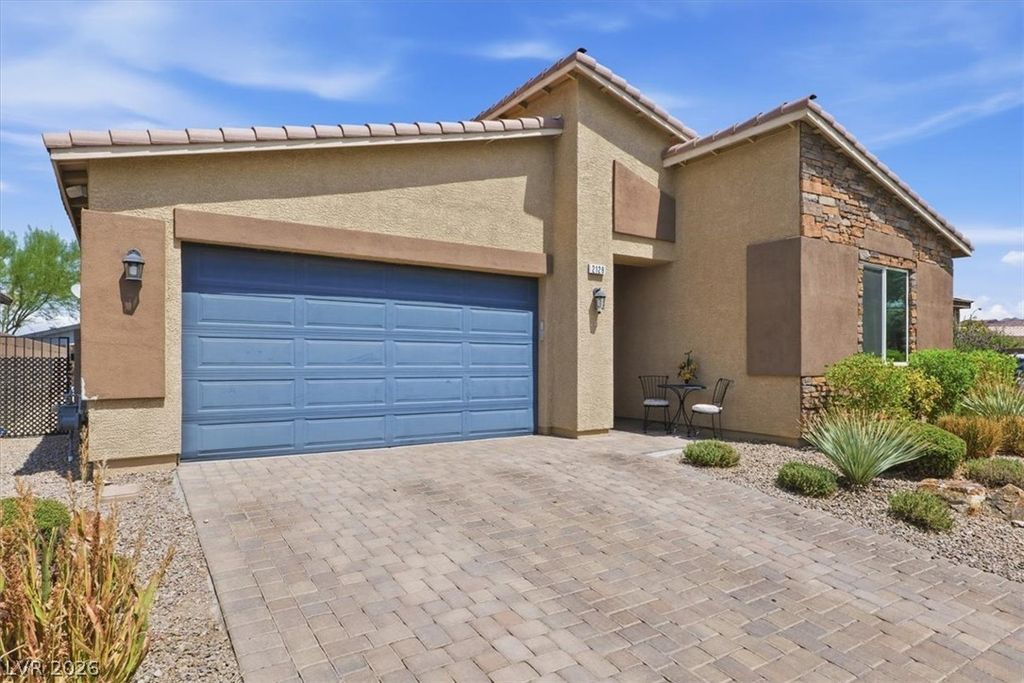 2128 Del Aqua Avenue, Henderson, NV 89002 — photo 2