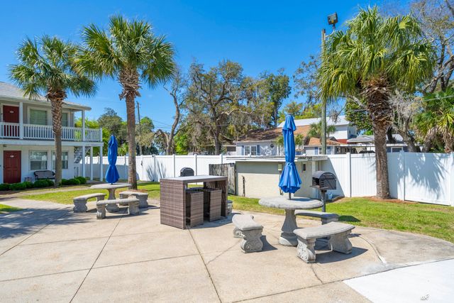 1301 Beck Avenue APT 16, Panama City, FL 32401