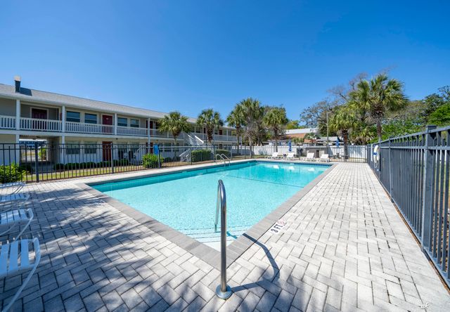 1301 Beck Avenue APT 16, Panama City, FL 32401