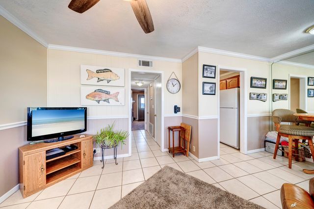 1301 Beck Avenue APT 16, Panama City, FL 32401