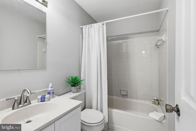 8646 IVY MINT CT, Springfield, VA 22153