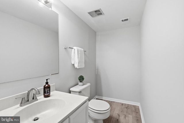 8646 IVY MINT CT, Springfield, VA 22153