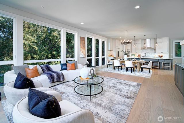 4322 102nd Court NE, Kirkland, WA 98033