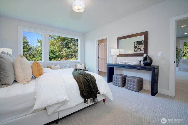 4322 102nd Court NE, Kirkland, WA 98033